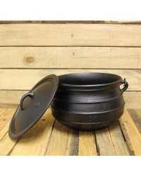 Potjie Cast Iron Flat Pot - 10 Quart Size 3