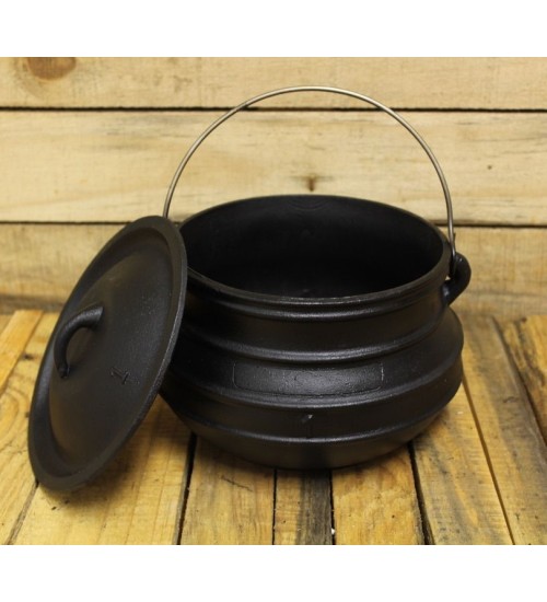 Potjie Cast Iron Flat Pot - 5 Quart Size 1