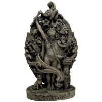 Aradia, Queen of the Witches, Statue