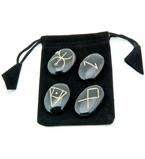 Wiccan Amulet Gemstone Set in Velvet Pouch