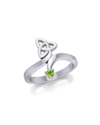 Celtic Trinity Knot with Round Peridot Gem Silver Ring