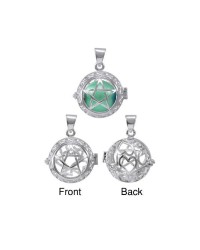 The Star Harmony Globe Pendant with Green Bola Ball