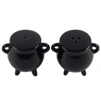 Witches Cauldron Salt and Pepper Shaker Set